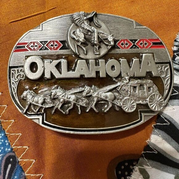 Oklahoma Buckle with Stagecoack Vintage - Picture 1 of 4